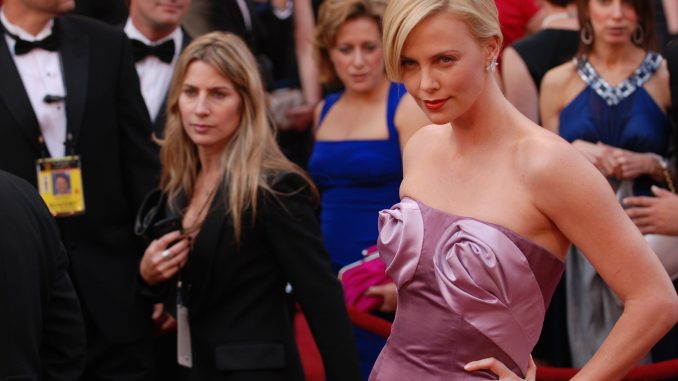 charlize-theron-g00a73937d_1920-1